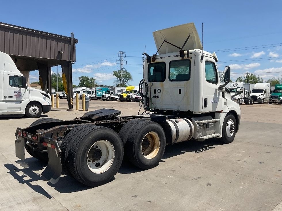 Day Cab Tractor-Heavy Duty Tractors-Freightliner-2019-T12664ST-Allen Park-MI-856,956\n\t\tmiles-$ 23,250 - Image 7