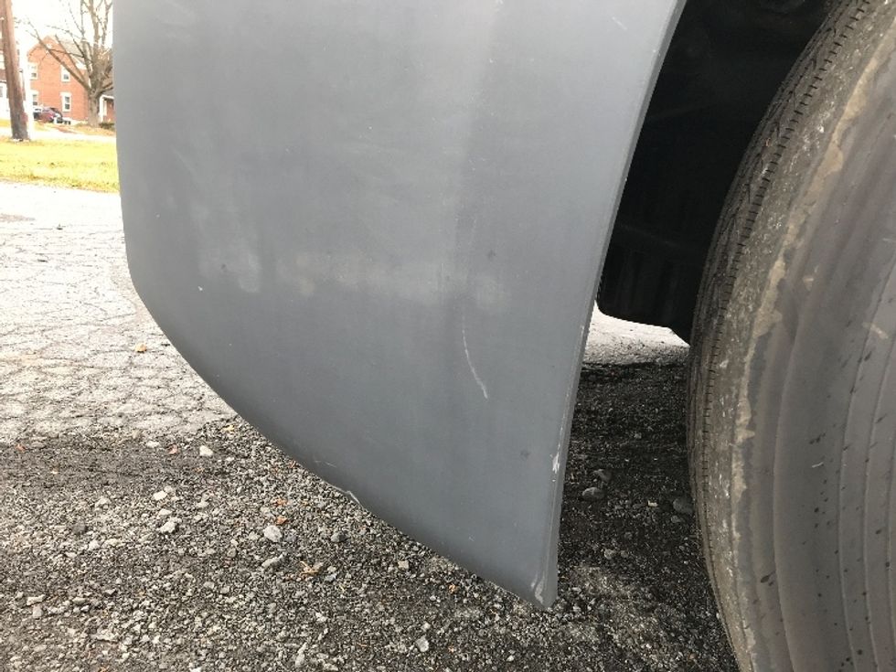 Day Cab Tractor-Heavy Duty Tractors-Freightliner-2019-T12664ST-Allentown-PA-424,396\n\t\tmiles-$ 39,750 - Image 20