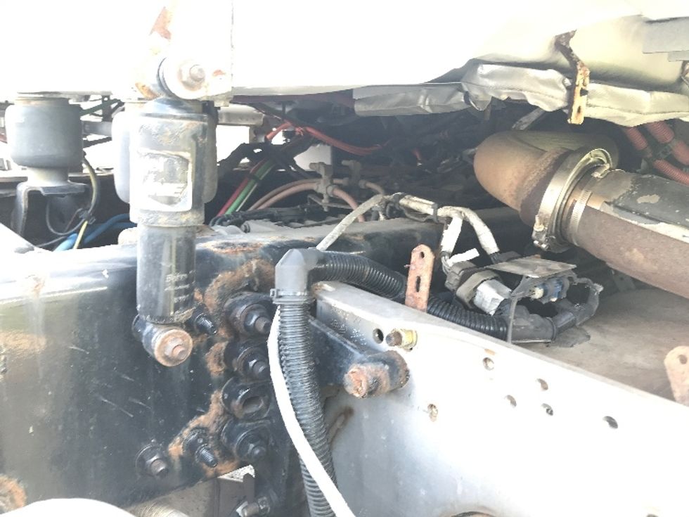 Day Cab Tractor-Heavy Duty Tractors-Freightliner-2019-T12664ST-Allentown-PA-513,509\n\t\tmiles-$ 45,000 - Image 18