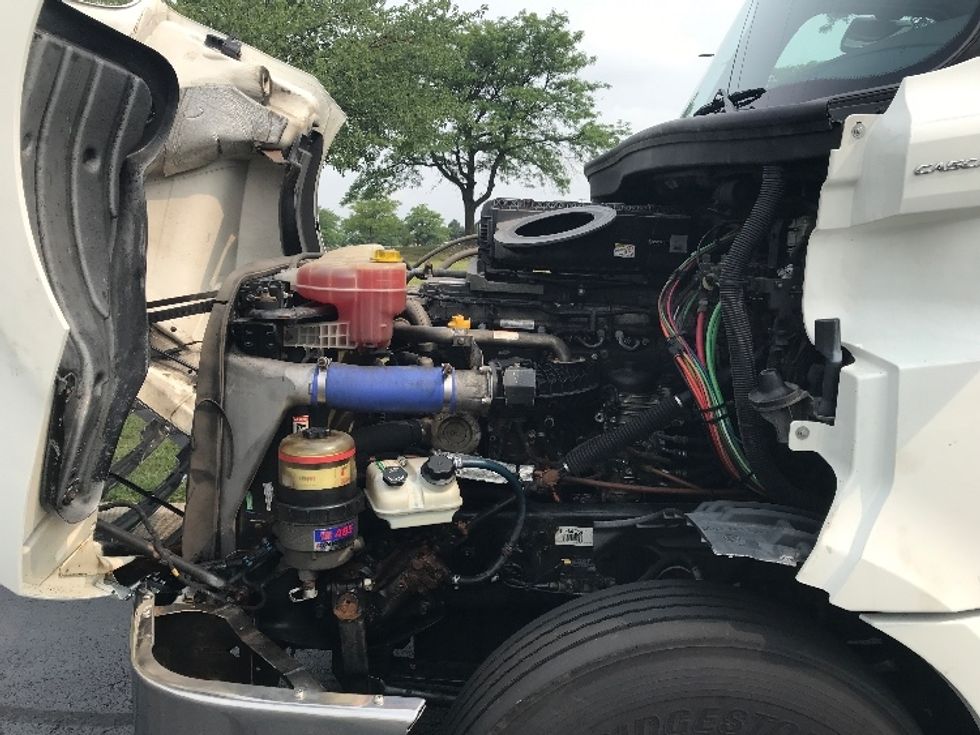 Day Cab Tractor-Heavy Duty Tractors-Freightliner-2019-T12664ST-Allentown-PA-653,062\n\t\tmiles-$ 27,500 - Image 16