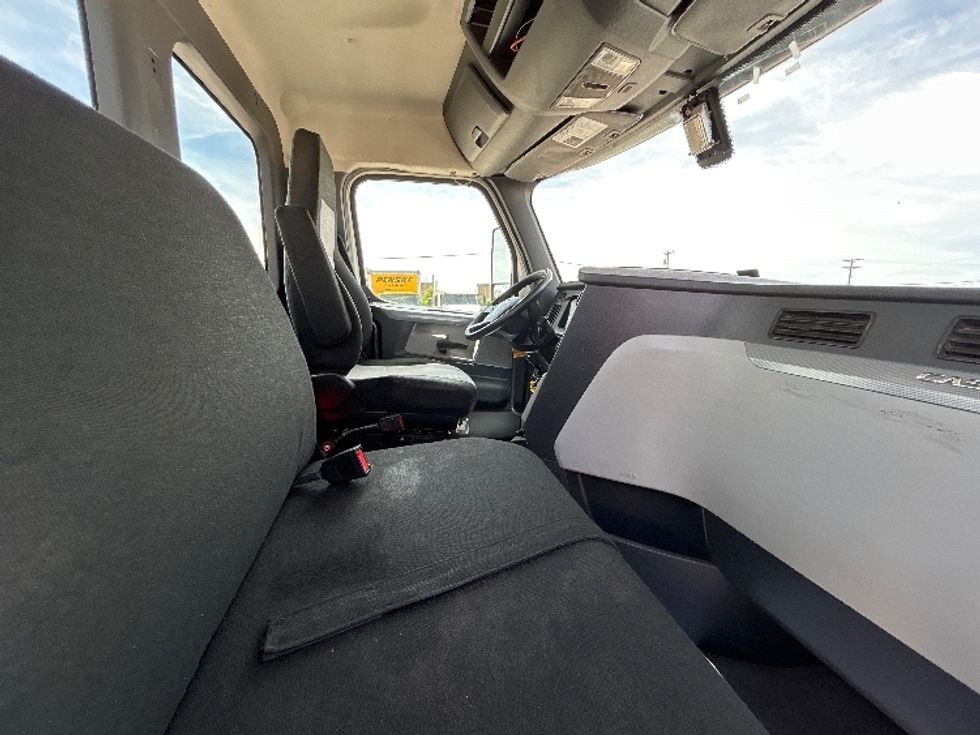 Day Cab Tractor-Heavy Duty Tractors-Freightliner-2019-T12664ST-Amarillo-TX-557,655\n\t\tmiles-$ 38,750 - Image 14