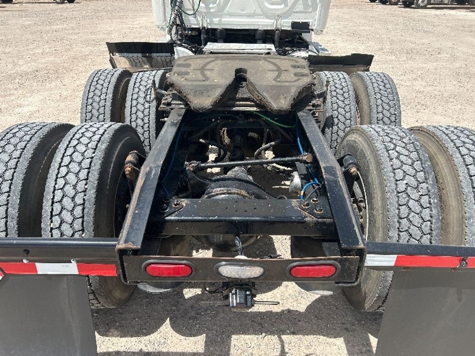 Day Cab Tractor-Heavy Duty Tractors-Freightliner-2019-T12664ST-Amarillo-TX-557,655\n\t\tmiles-$ 38,750 - Image 6