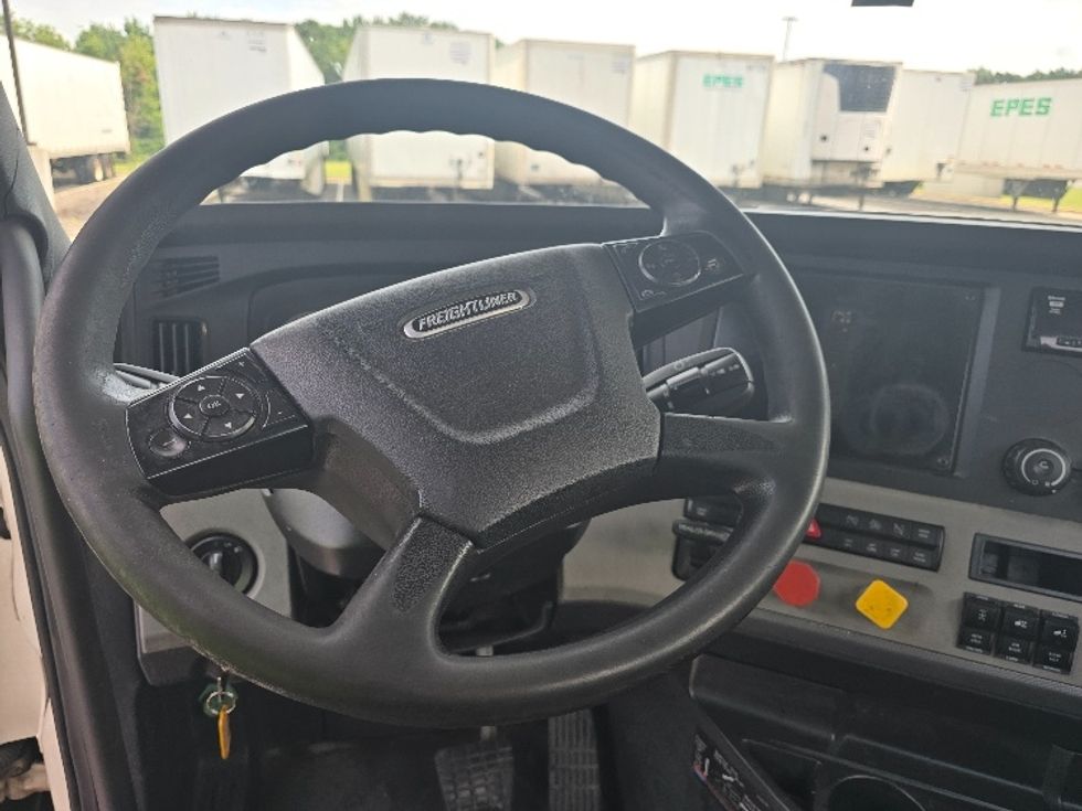 Day Cab Tractor-Heavy Duty Tractors-Freightliner-2019-T12664ST-Atlanta (Forest Park)-GA-344,291\n\t\tmiles-$ 51,250 - Image 11