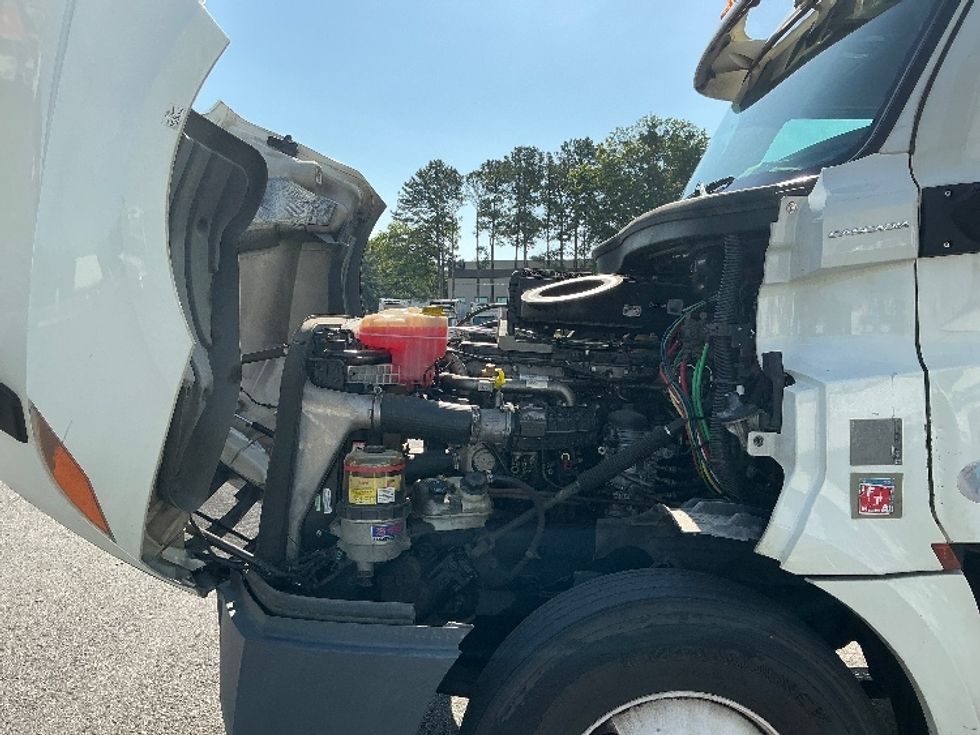 Day Cab Tractor-Heavy Duty Tractors-Freightliner-2019-T12664ST-Atlanta (Forest Park)-GA-462,596\n\t\tmiles-$ 44,750 - Image 16