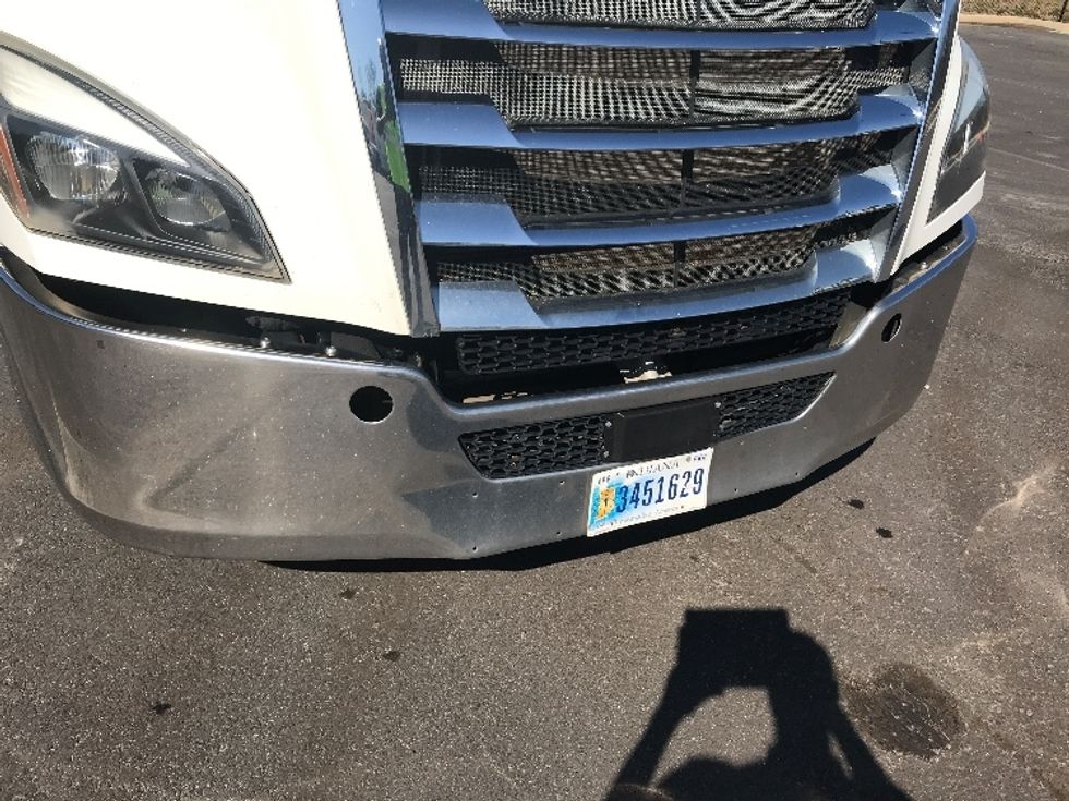 Day Cab Tractor-Heavy Duty Tractors-Freightliner-2019-T12664ST-Atlanta-GA-305,923\n\t\tmiles-$ 51,500 - Image 18