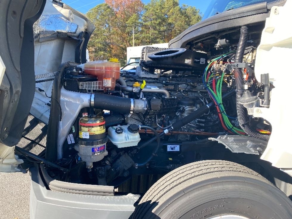 Day Cab Tractor-Heavy Duty Tractors-Freightliner-2019-T12664ST-Atlanta-GA-509,959\n\t\tmiles-$ 47,000 - Image 13