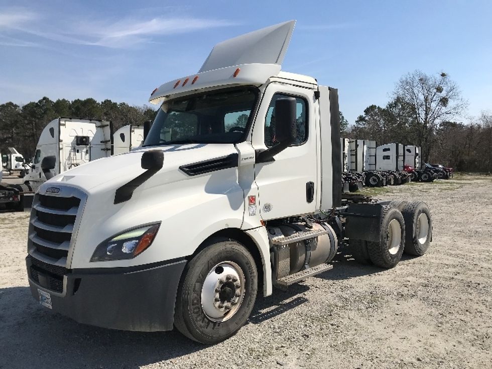 Day Cab Tractor-Heavy Duty Tractors-Freightliner-2019-T12664ST-Augusta-GA-273,960\n\t\tmiles-$ 62,250 - Image 17