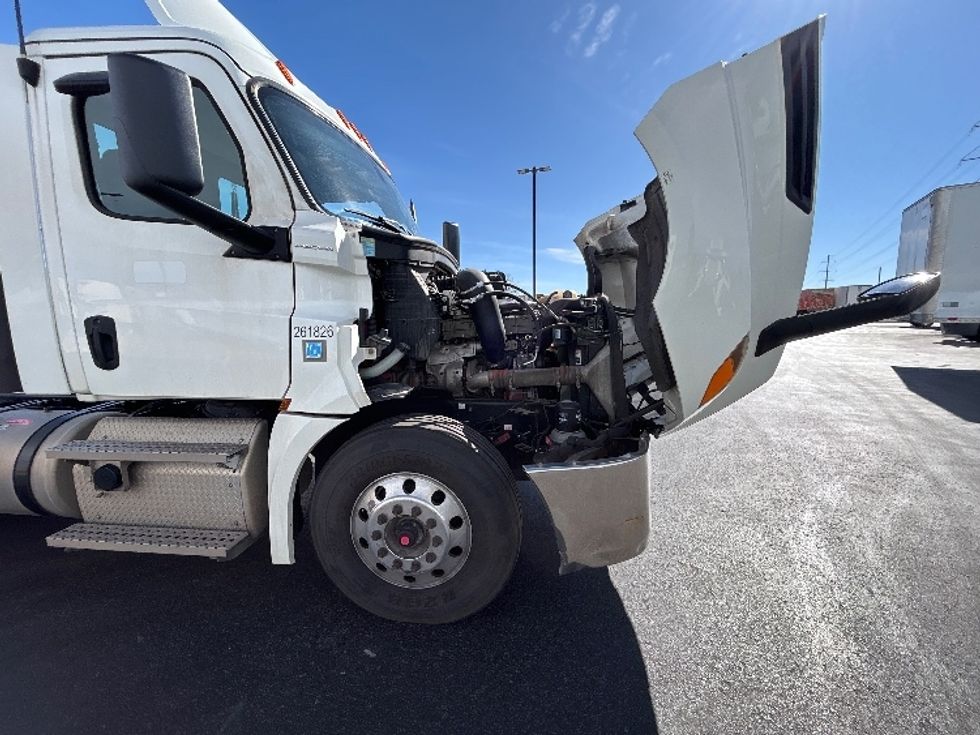 Day Cab Tractor-Heavy Duty Tractors-Freightliner-2019-T12664ST-Aurora-CO-344,461\n\t\tmiles-$ 50,250 - Image 15