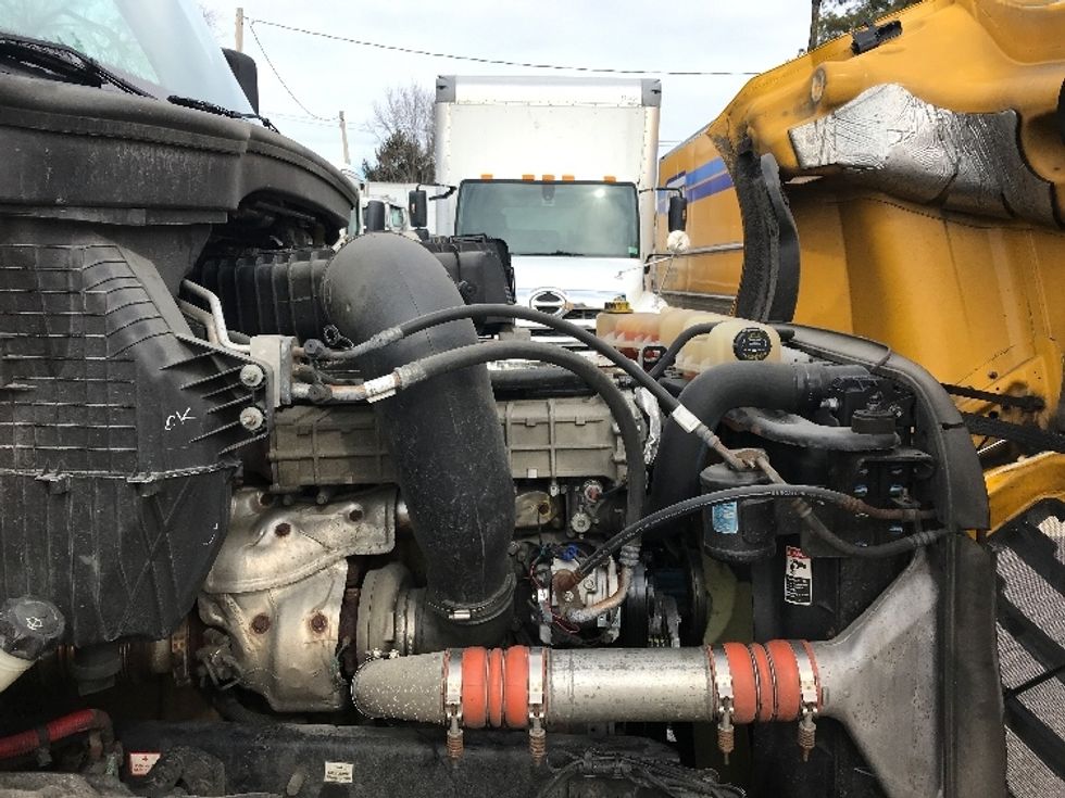 Day Cab Tractor-Heavy Duty Tractors-Freightliner-2019-T12664ST-Baltimore-MD-471,009\n\t\tmiles-$ 42,500 - Image 16