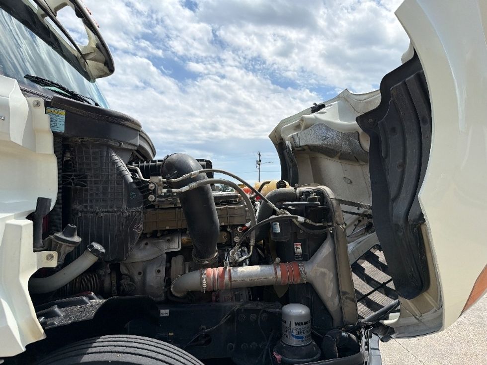 Day Cab Tractor-Heavy Duty Tractors-Freightliner-2019-T12664ST-Belden-MS-260,450\n\t\tmiles-$ 47,500 - Image 15