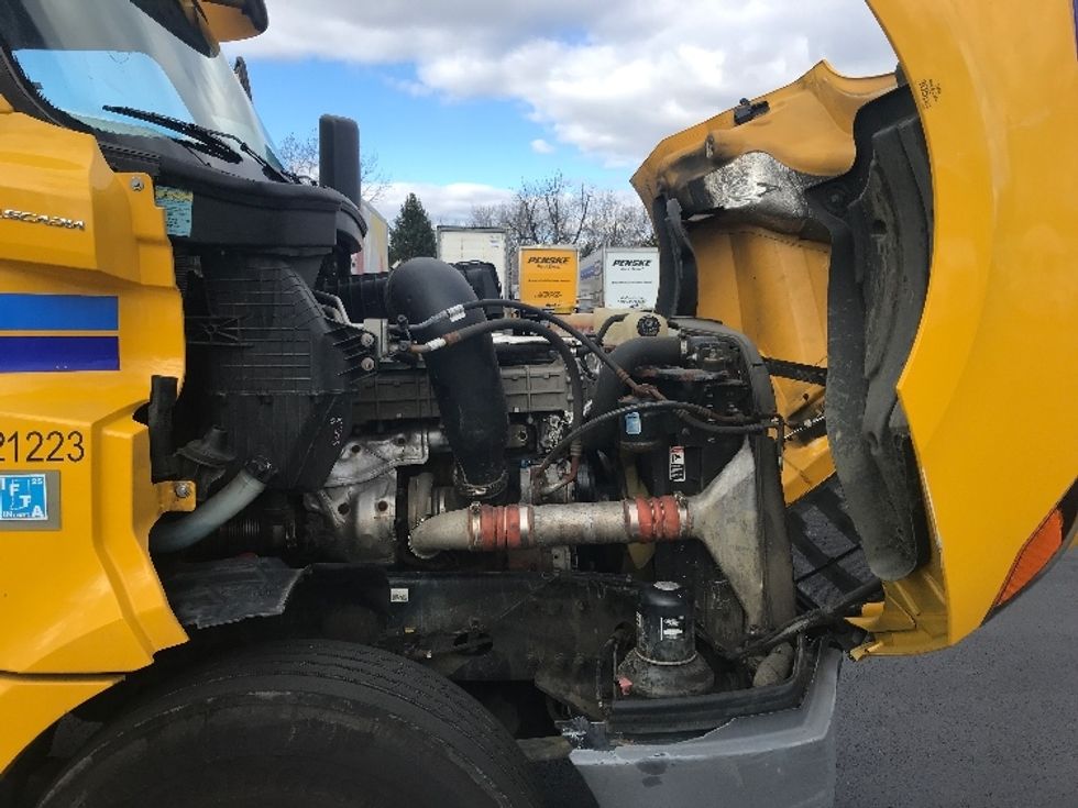 Day Cab Tractor-Heavy Duty Tractors-Freightliner-2019-T12664ST-Bensalem-PA-534,856\n\t\tmiles-$ 30,750 - Image 15