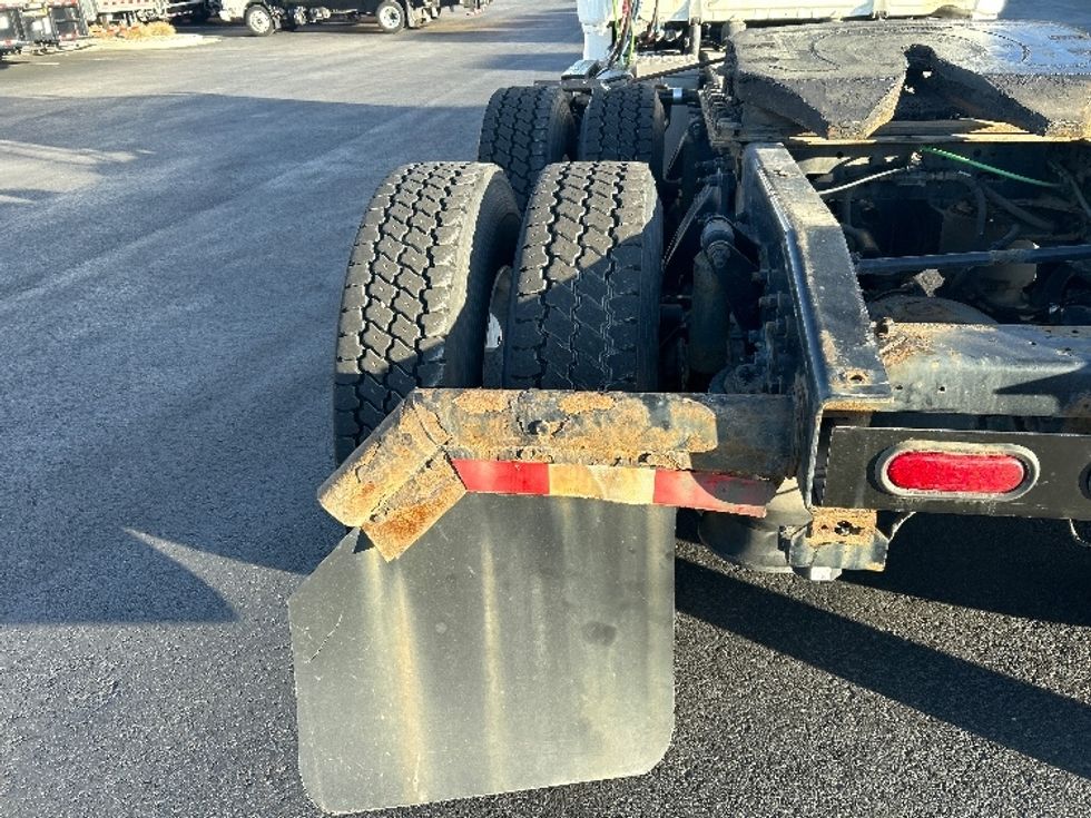 Day Cab Tractor-Heavy Duty Tractors-Freightliner-2019-T12664ST-Boise-ID-558,168\n\t\tmiles-$ 36,750 - Image 17