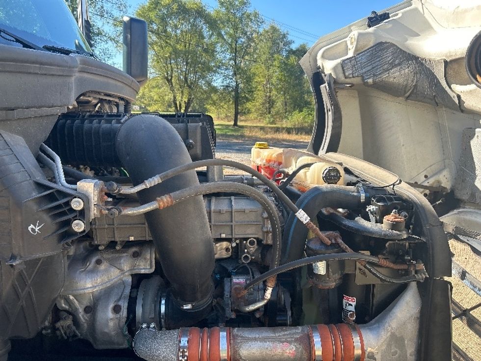 Day Cab Tractor-Heavy Duty Tractors-Freightliner-2019-T12664ST-Brooklyn Park-MN-249,433\n\t\tmiles-$ 47,000 - Image 15