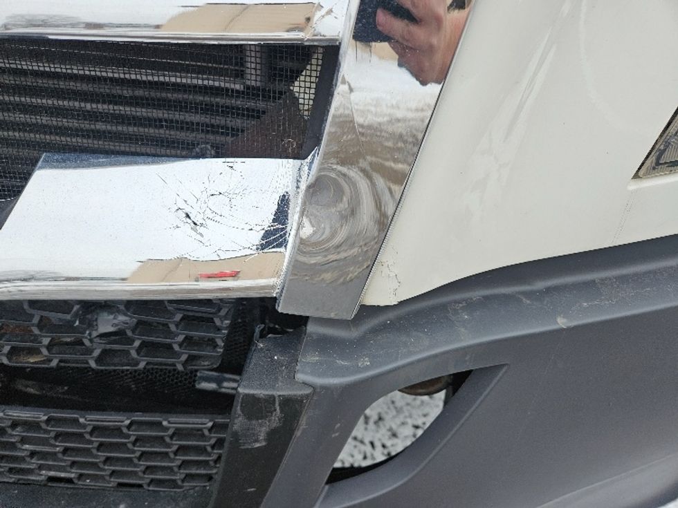 Day Cab Tractor-Heavy Duty Tractors-Freightliner-2019-T12664ST-Brooklyn Park-MN-276,488\n\t\tmiles-$ 49,000 - Image 17