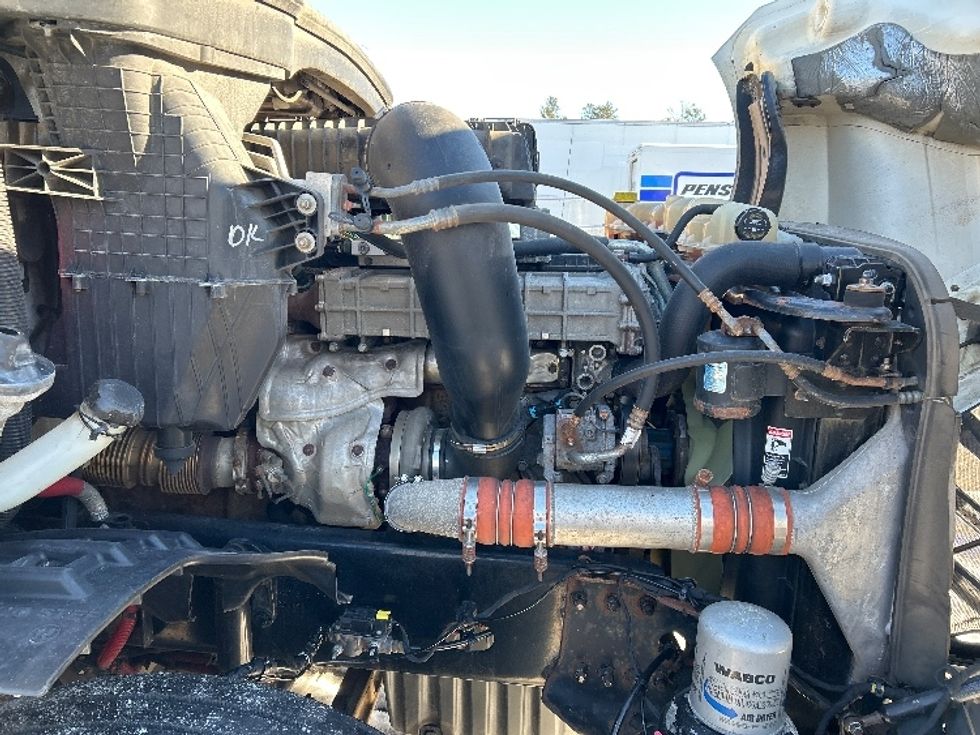 Day Cab Tractor-Heavy Duty Tractors-Freightliner-2019-T12664ST-Brooklyn Park-MN-608,940\n\t\tmiles-$ 25,000 - Image 15