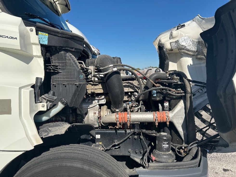 Day Cab Tractor-Heavy Duty Tractors-Freightliner-2019-T12664ST-Byron Center-MI-309,227\n\t\tmiles-$ 58,250 - Image 15