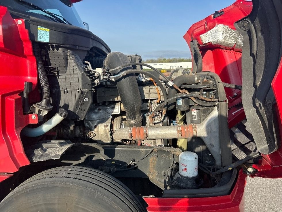 Day Cab Tractor-Heavy Duty Tractors-Freightliner-2019-T12664ST-Byron Center-MI-465,162\n\t\tmiles-$ 34,500 - Image 15