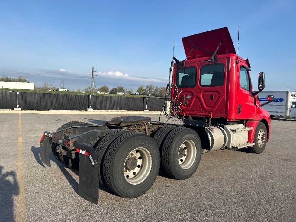 Day Cab Tractor-Heavy Duty Tractors-Freightliner-2019-T12664ST-Byron Center-MI-465,162\n\t\tmiles-$ 34,500 - Image 7