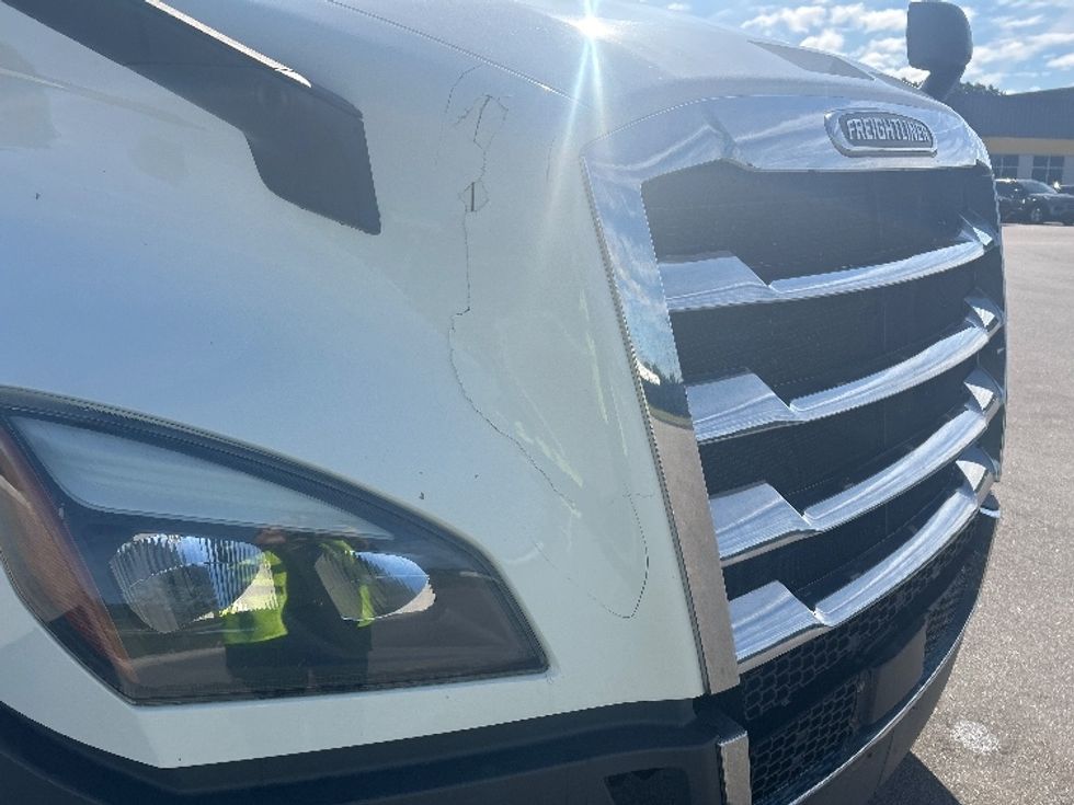 Day Cab Tractor-Heavy Duty Tractors-Freightliner-2019-T12664ST-Byron Center-MI-507,979\n\t\tmiles-$ 37,750 - Image 17