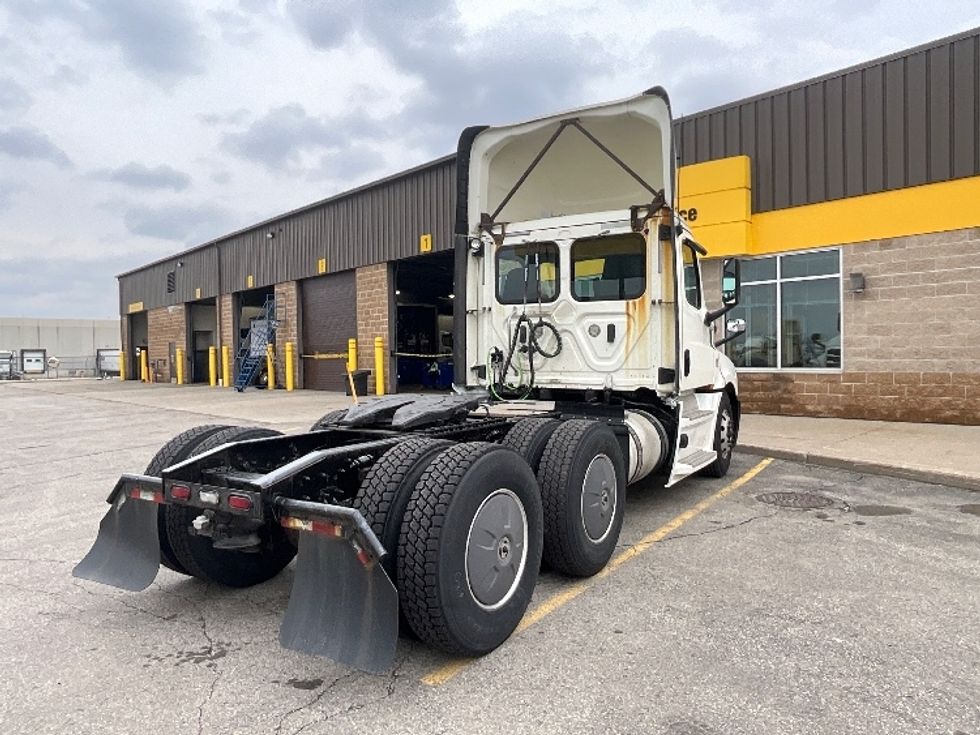 Day Cab Tractor-Heavy Duty Tractors-Freightliner-2019-T12664ST-Cambridge-ON-1,077,837\n\t\tkm-$ 32,500 - Image 7