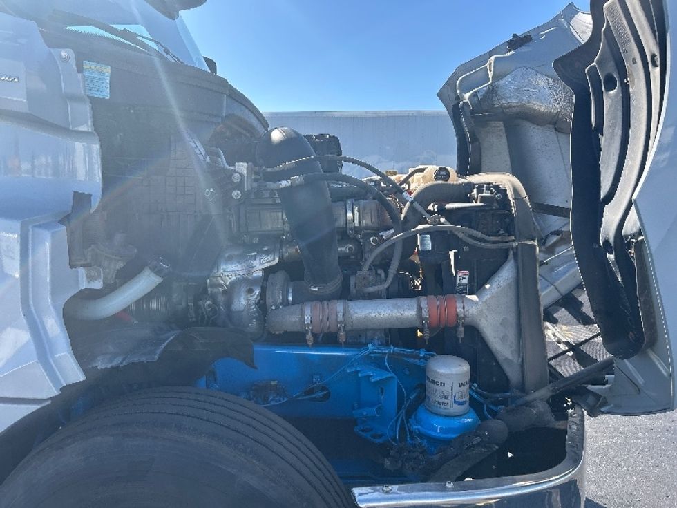 Day Cab Tractor-Heavy Duty Tractors-Freightliner-2019-T12664ST-Cambridge-ON-124,170\n\t\tkm-$ 78,500 - Image 15