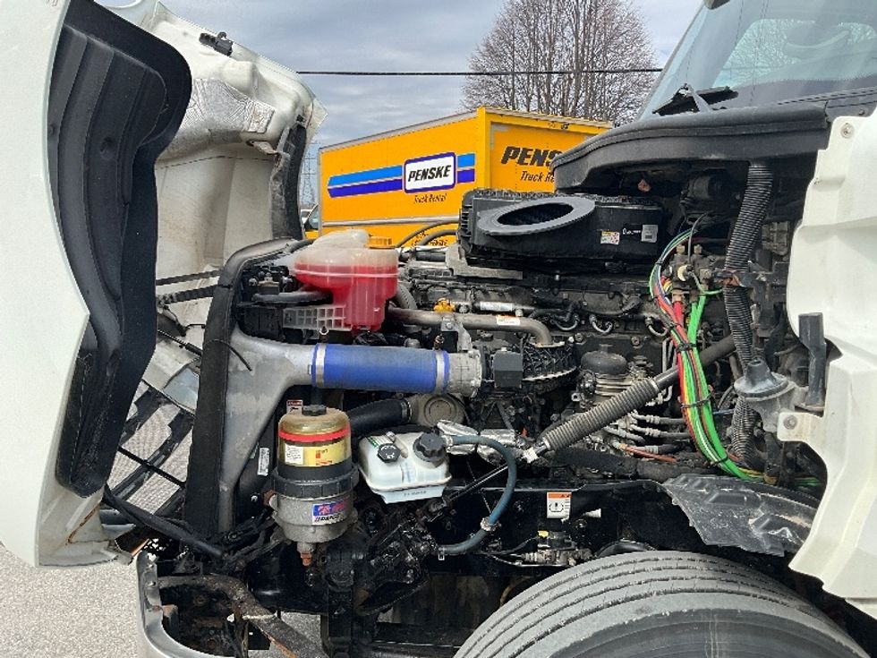 Day Cab Tractor-Heavy Duty Tractors-Freightliner-2019-T12664ST-Cambridge-ON-479,282\n\t\tkm-$ 59,500 - Image 16