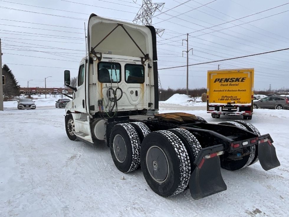 Day Cab Tractor-Heavy Duty Tractors-Freightliner-2019-T12664ST-Cambridge-ON-956,182\n\t\tkm-$ 39,500 - Image 5