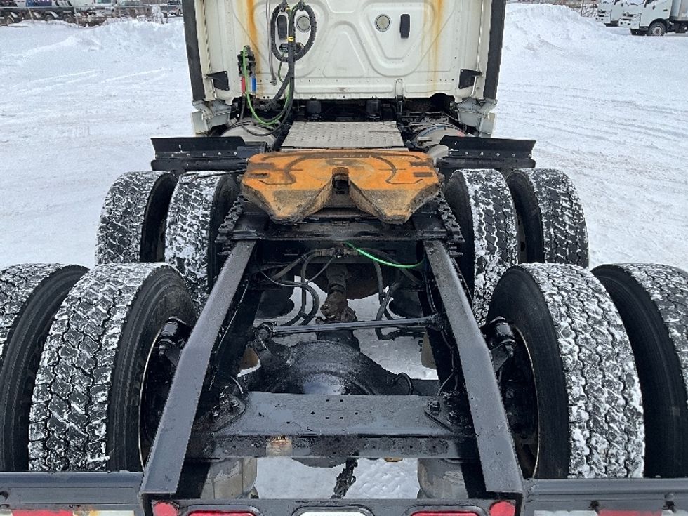 Day Cab Tractor-Heavy Duty Tractors-Freightliner-2019-T12664ST-Cambridge-ON-956,182\n\t\tkm-$ 39,500 - Image 6