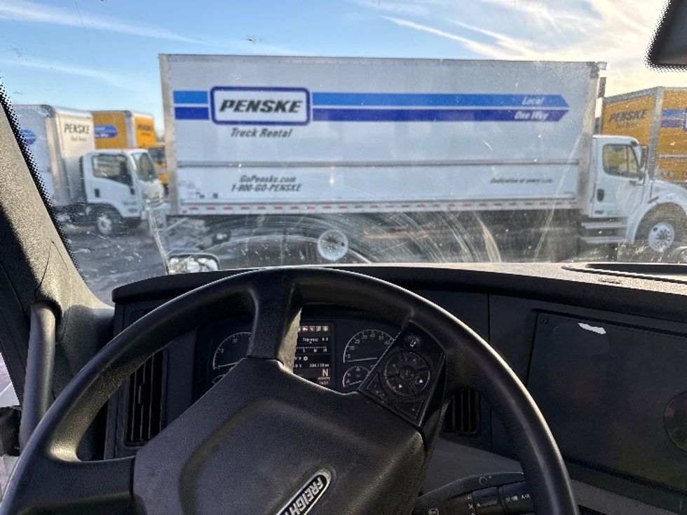 2019 Freightliner Cascadia 126" Day cab photo 11