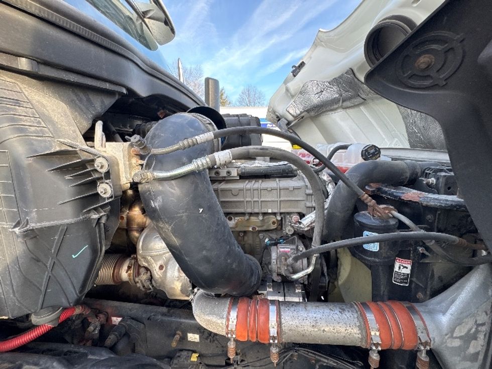 2019 Freightliner Cascadia 126" Day cab photo 15