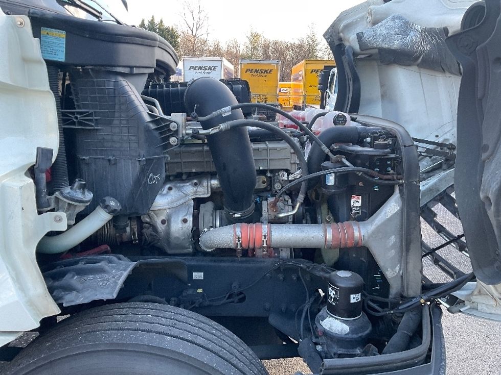 Day Cab Tractor-Heavy Duty Tractors-Freightliner-2019-T12664ST-Capitol Heights-MD-444,280\n\t\tmiles-$ 46,500 - Image 15