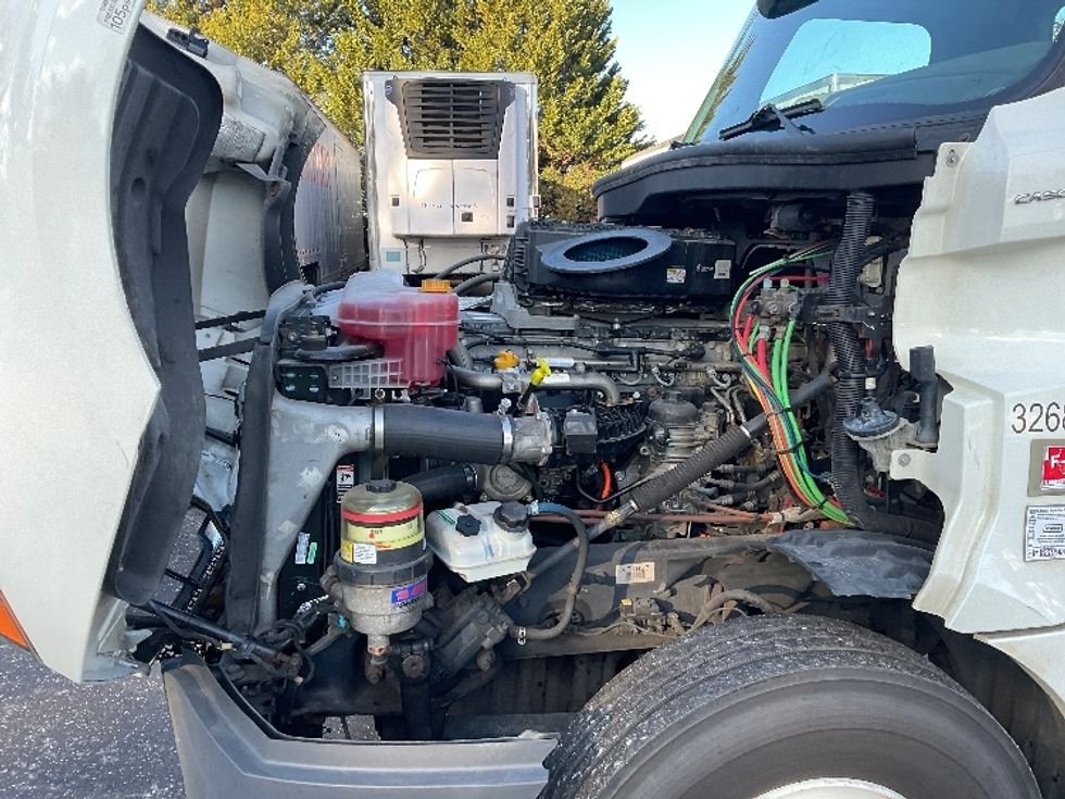 Day Cab Tractor-Heavy Duty Tractors-Freightliner-2019-T12664ST-Capitol Heights-MD-444,280\n\t\tmiles-$ 46,500 - Image 16