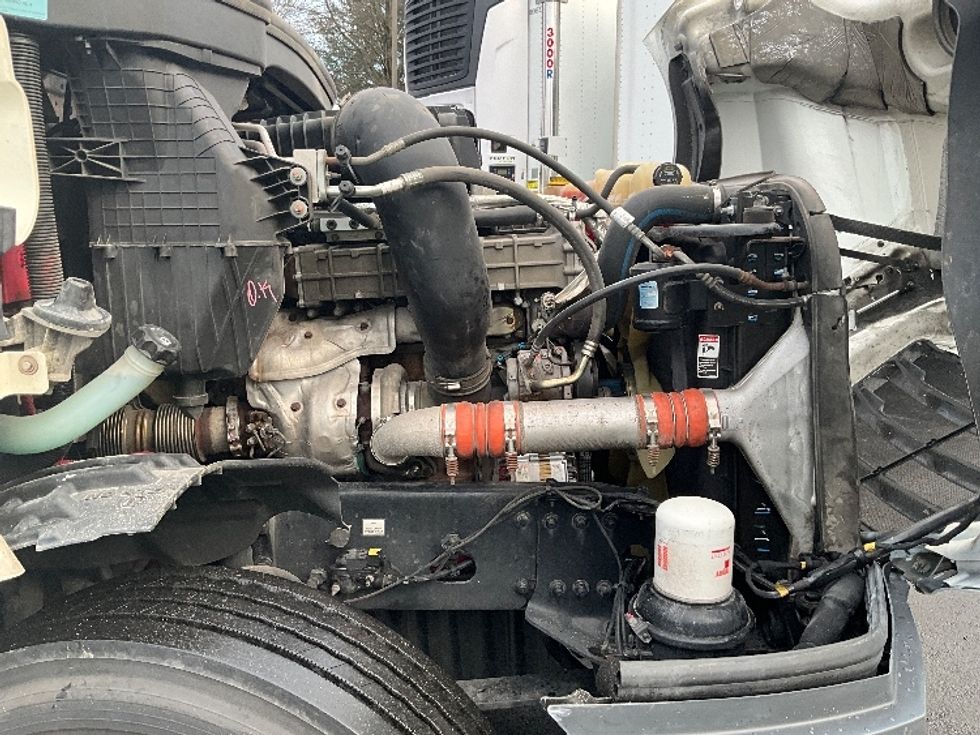2019 Freightliner Cascadia 126" Day cab photo 14
