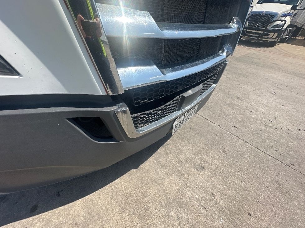 Day Cab Tractor-Heavy Duty Tractors-Freightliner-2019-T12664ST-Carrollton-TX-671,791\n\t\tmiles-$ 28,000 - Image 19