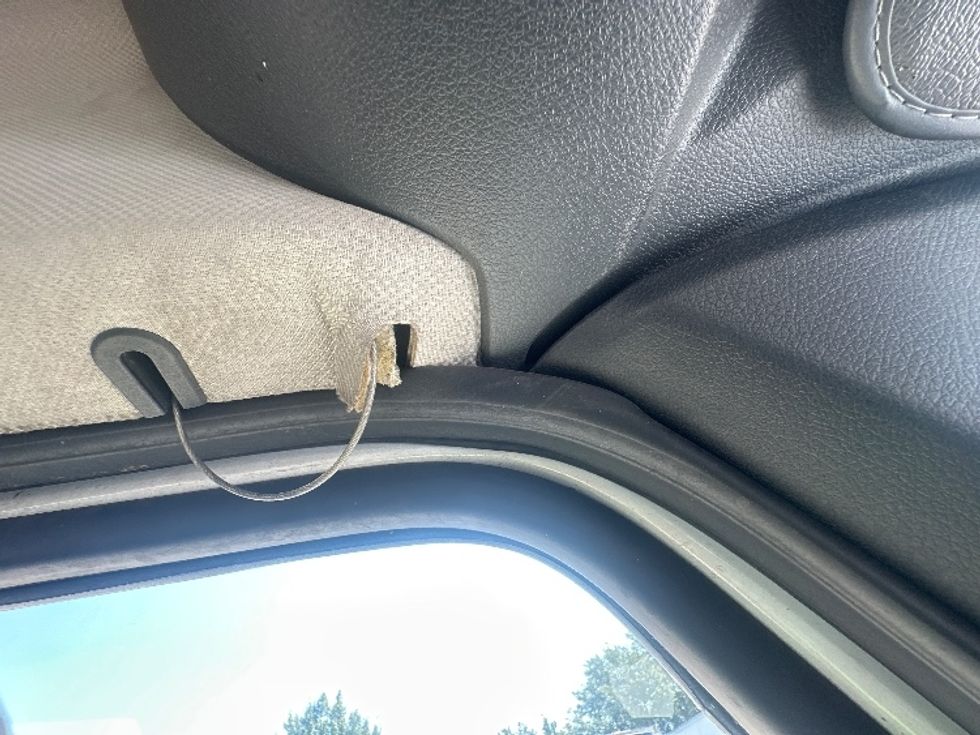 Day Cab Tractor-Heavy Duty Tractors-Freightliner-2019-T12664ST-Carrollton-TX-671,791\n\t\tmiles-$ 28,000 - Image 21