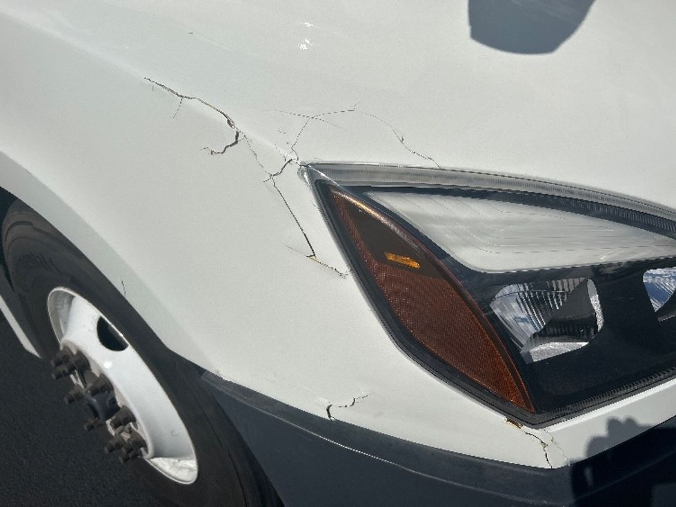 Day Cab Tractor-Heavy Duty Tractors-Freightliner-2019-T12664ST-Ceres-CA-357,113\n\t\tmiles-$ 50,750 - Image 17