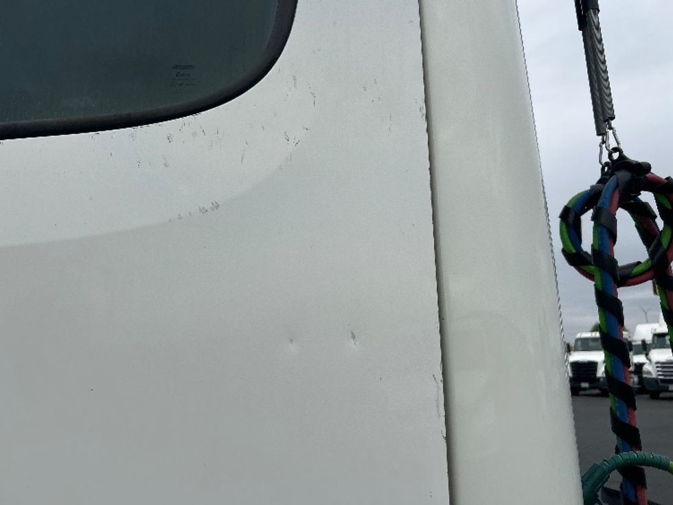 Day Cab Tractor-Heavy Duty Tractors-Freightliner-2019-T12664ST-Ceres-CA-381,876\n\t\tmiles-$ 46,000 - Image 17