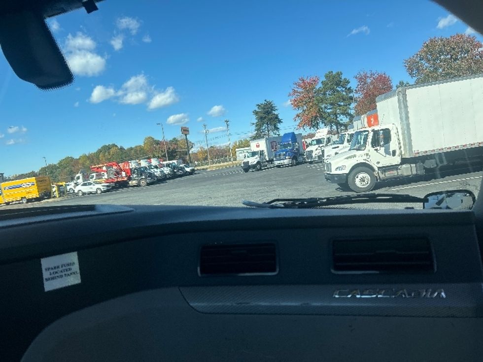 Day Cab Tractor-Heavy Duty Tractors-Freightliner-2019-T12664ST-Charlotte-NC-368,808\n\t\tmiles-$ 46,750 - Image 13