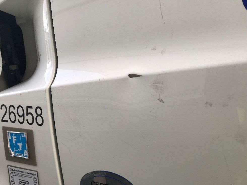 Day Cab Tractor-Heavy Duty Tractors-Freightliner-2019-T12664ST-Charlotte-NC-500,527\n\t\tmiles-$ 39,250 - Image 17