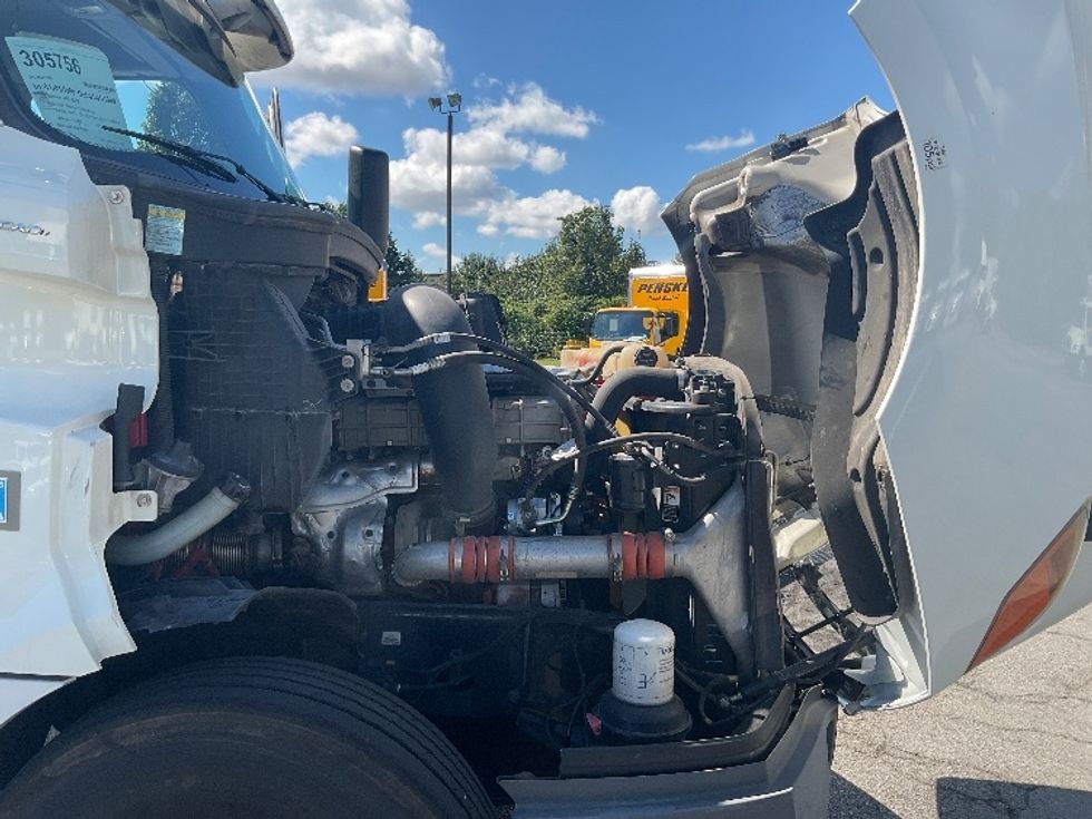 Day Cab Tractor-Heavy Duty Tractors-Freightliner-2019-T12664ST-Chattanooga-TN-719,916\n\t\tmiles-$ 25,250 - Image 15