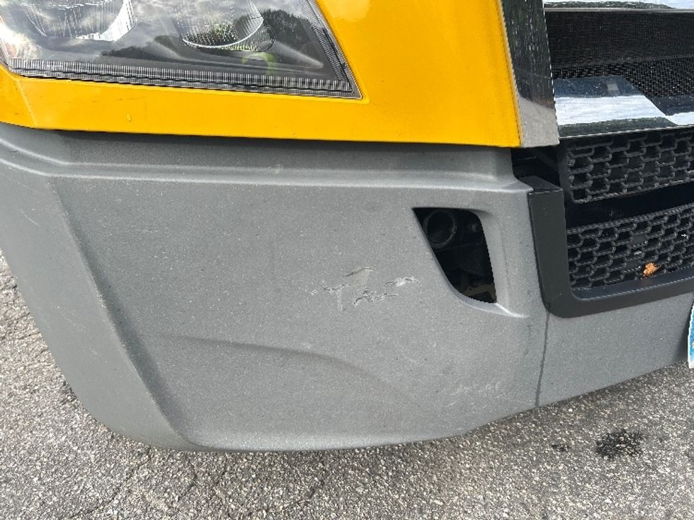 Day Cab Tractor-Heavy Duty Tractors-Freightliner-2019-T12664ST-Chesapeake-VA-443,845\n\t\tmiles-$ 36,250 - Image 18