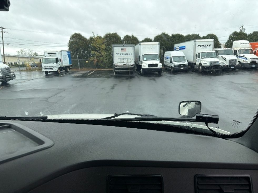 Day Cab Tractor-Heavy Duty Tractors-Freightliner-2019-T12664ST-Chicopee-MA-277,502\n\t\tmiles-$ 46,500 - Image 13