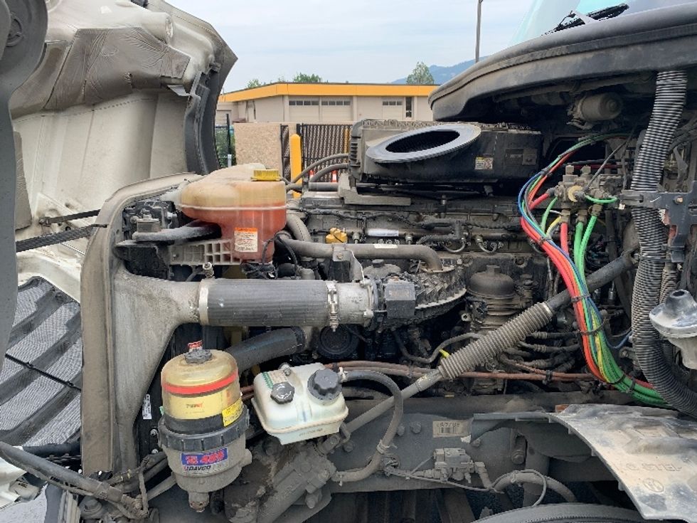 Day Cab Tractor-Heavy Duty Tractors-Freightliner-2019-T12664ST-Clackamas-OR-528,920\n\t\tmiles-$ 39,500 - Image 16