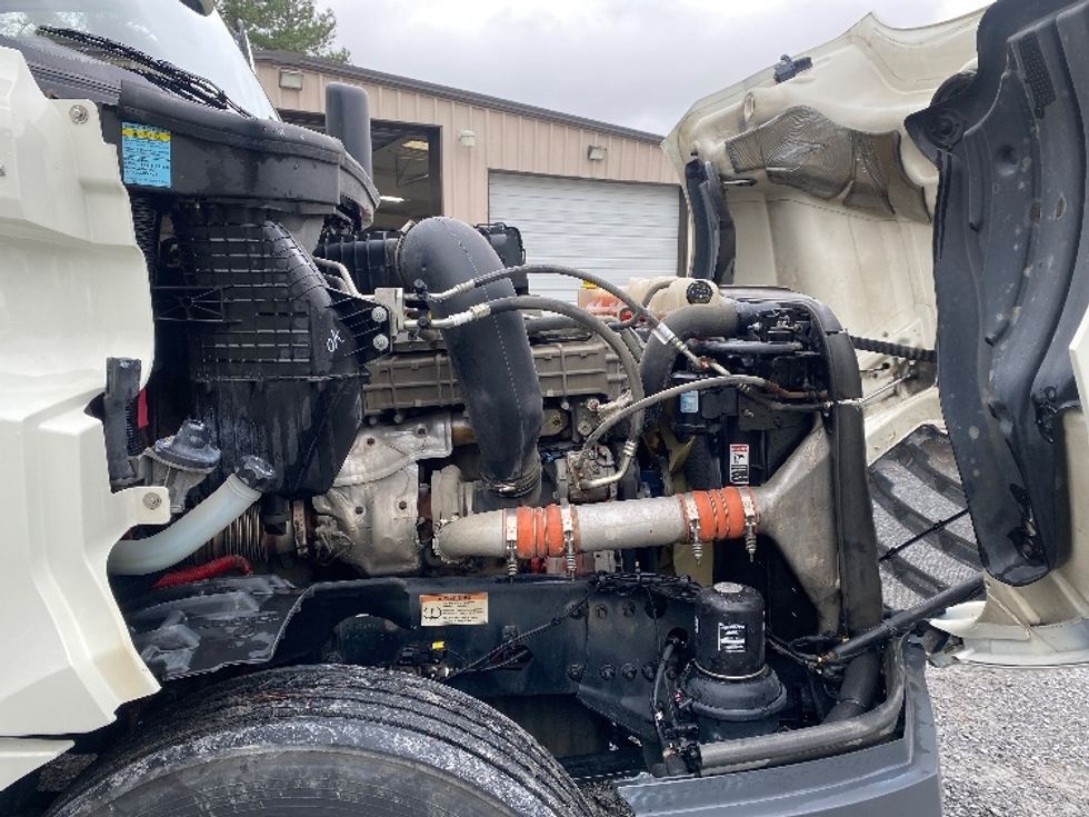 Day Cab Tractor-Heavy Duty Tractors-Freightliner-2019-T12664ST-Cleveland-TN-263,861\n\t\tmiles-$ 53,250 - Image 15