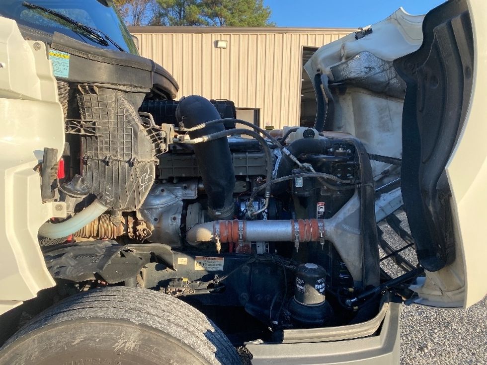 Day Cab Tractor-Heavy Duty Tractors-Freightliner-2019-T12664ST-Cleveland-TN-267,972\n\t\tmiles-$ 53,000 - Image 15