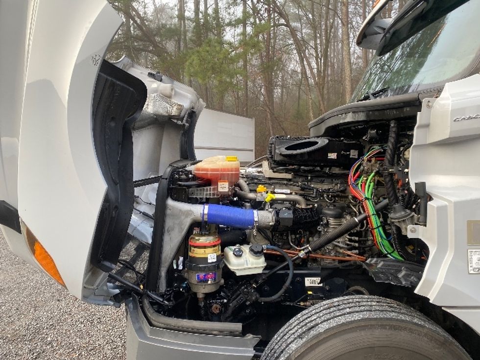 Day Cab Tractor-Heavy Duty Tractors-Freightliner-2019-T12664ST-Cleveland-TN-408,785\n\t\tmiles-$ 41,500 - Image 15