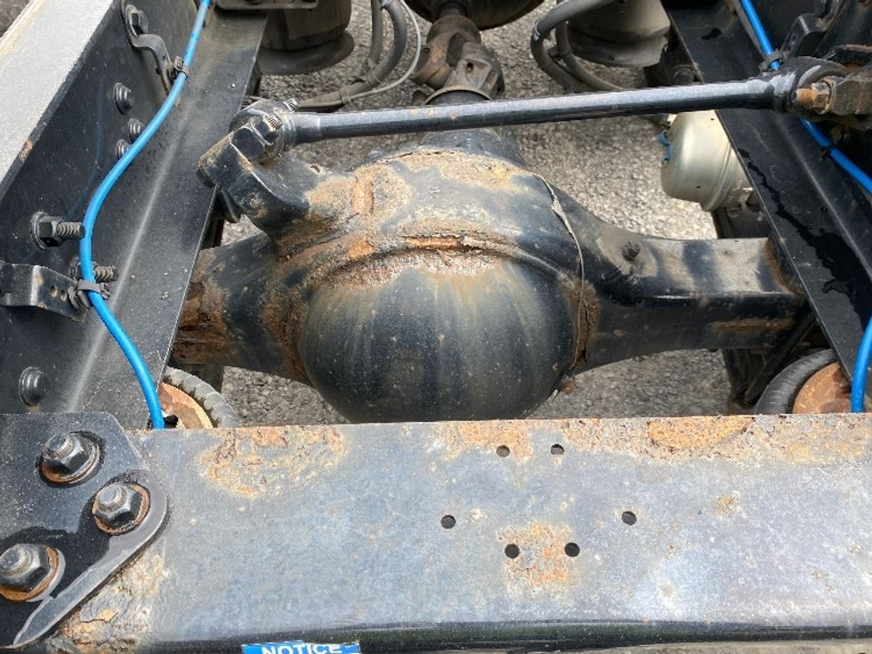 Day Cab Tractor-Heavy Duty Tractors-Freightliner-2019-T12664ST-Cleveland-TN-484,695\n\t\tmiles-$ 39,500 - Image 20