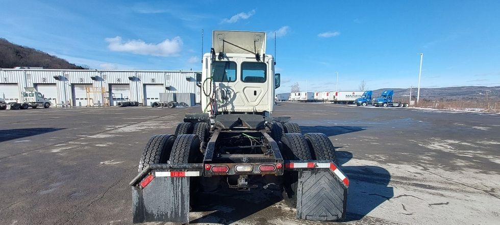 Day Cab Tractor-Heavy Duty Tractors-Freightliner-2019-T12664ST-Conklin-NY-436,388\n\t\tmiles-$ 45,000 - Image 6