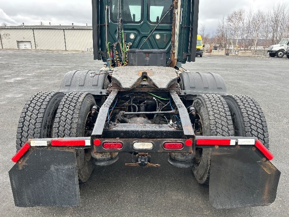 Day Cab Tractor-Heavy Duty Tractors-Freightliner-2019-T12664ST-Dartmouth-NS-386,750\n\t\tkm-$ 61,500 - Image 6