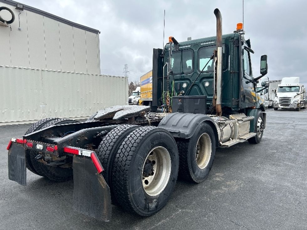 Day Cab Tractor-Heavy Duty Tractors-Freightliner-2019-T12664ST-Dartmouth-NS-386,750\n\t\tkm-$ 61,500 - Image 7